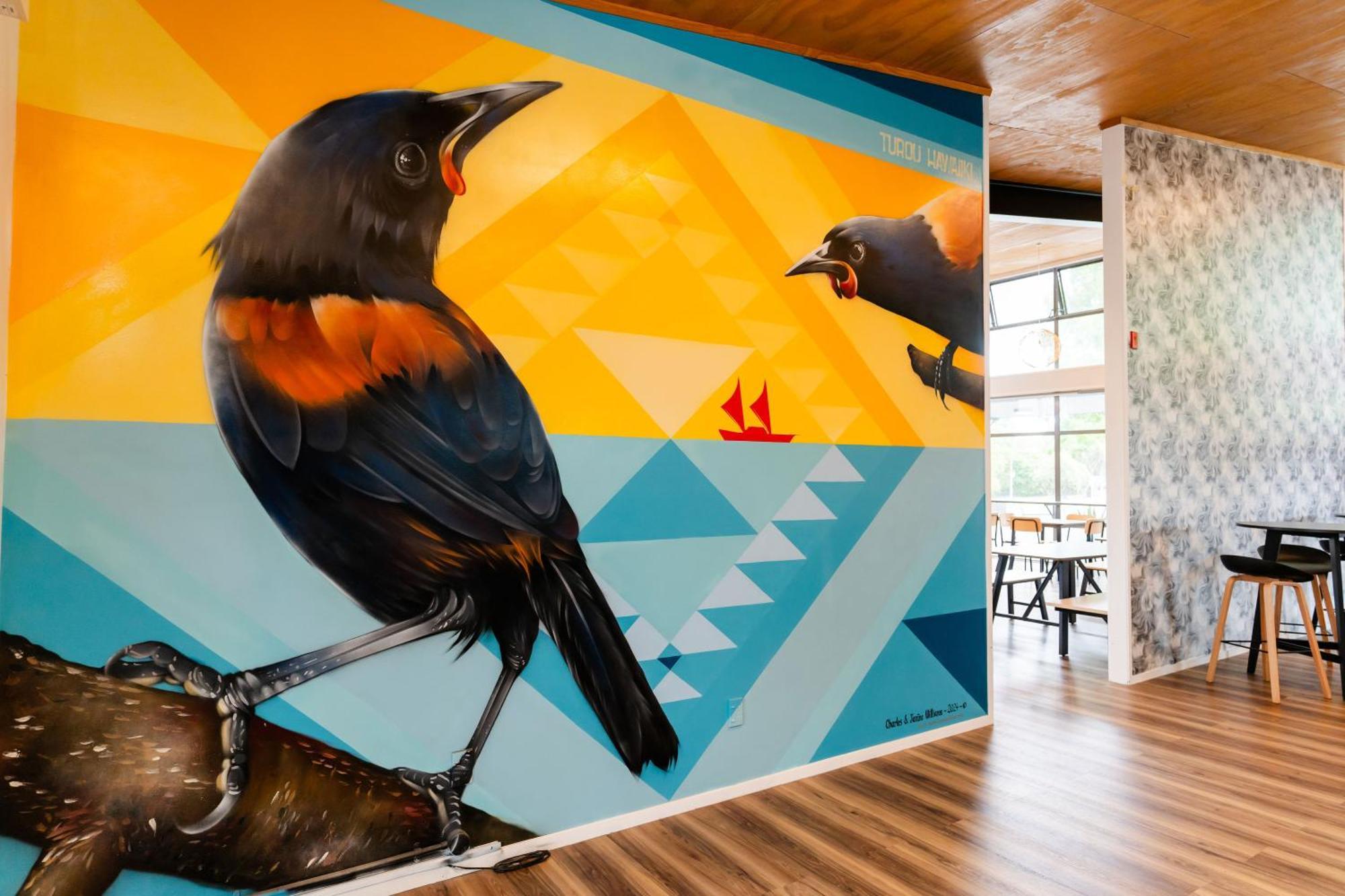 Haka House Rotorua Hostel Εξωτερικό φωτογραφία Mural by artist, Mark Ashkenazi